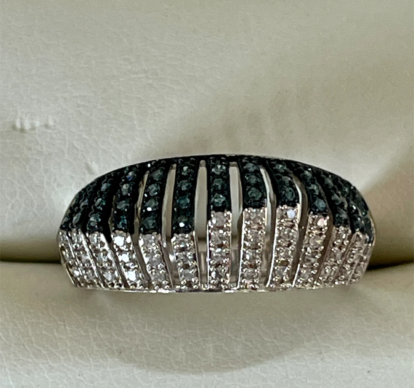 Authentic blue and white diamond Ring
