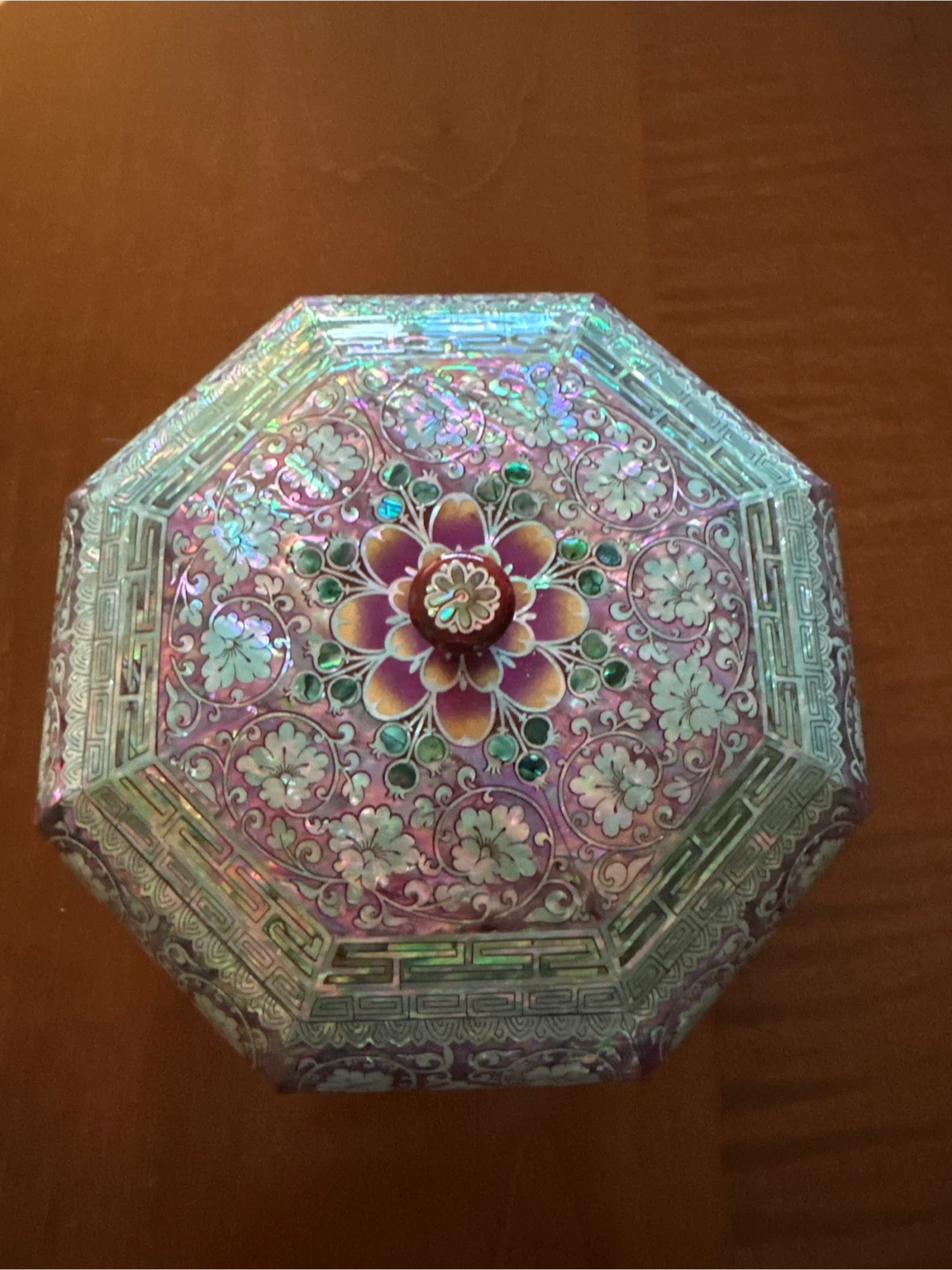 Korean Mother of Pearl Lacquerware Box