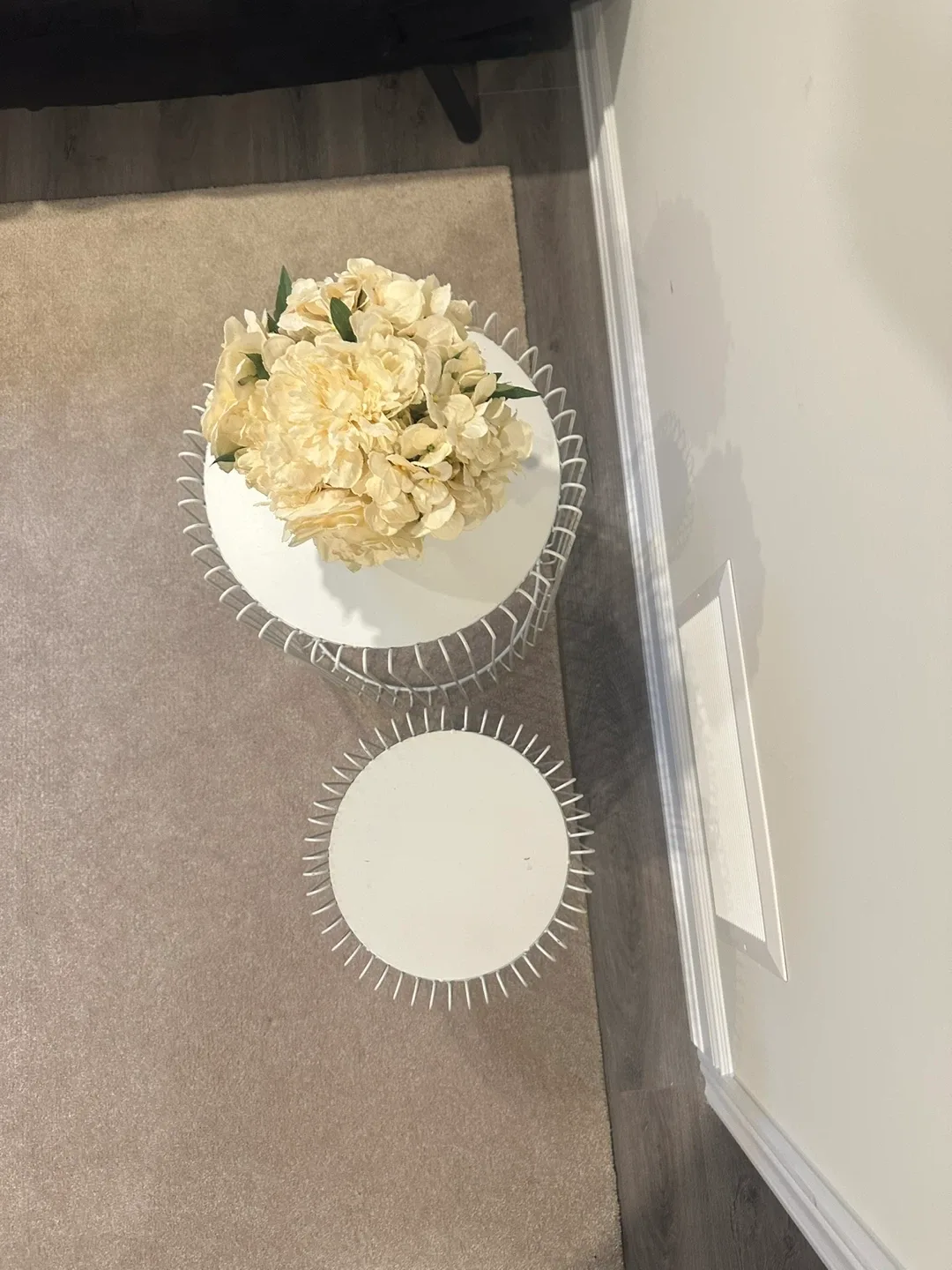 White Metal Wire Side Tables - Set of 2 image indicator(4)