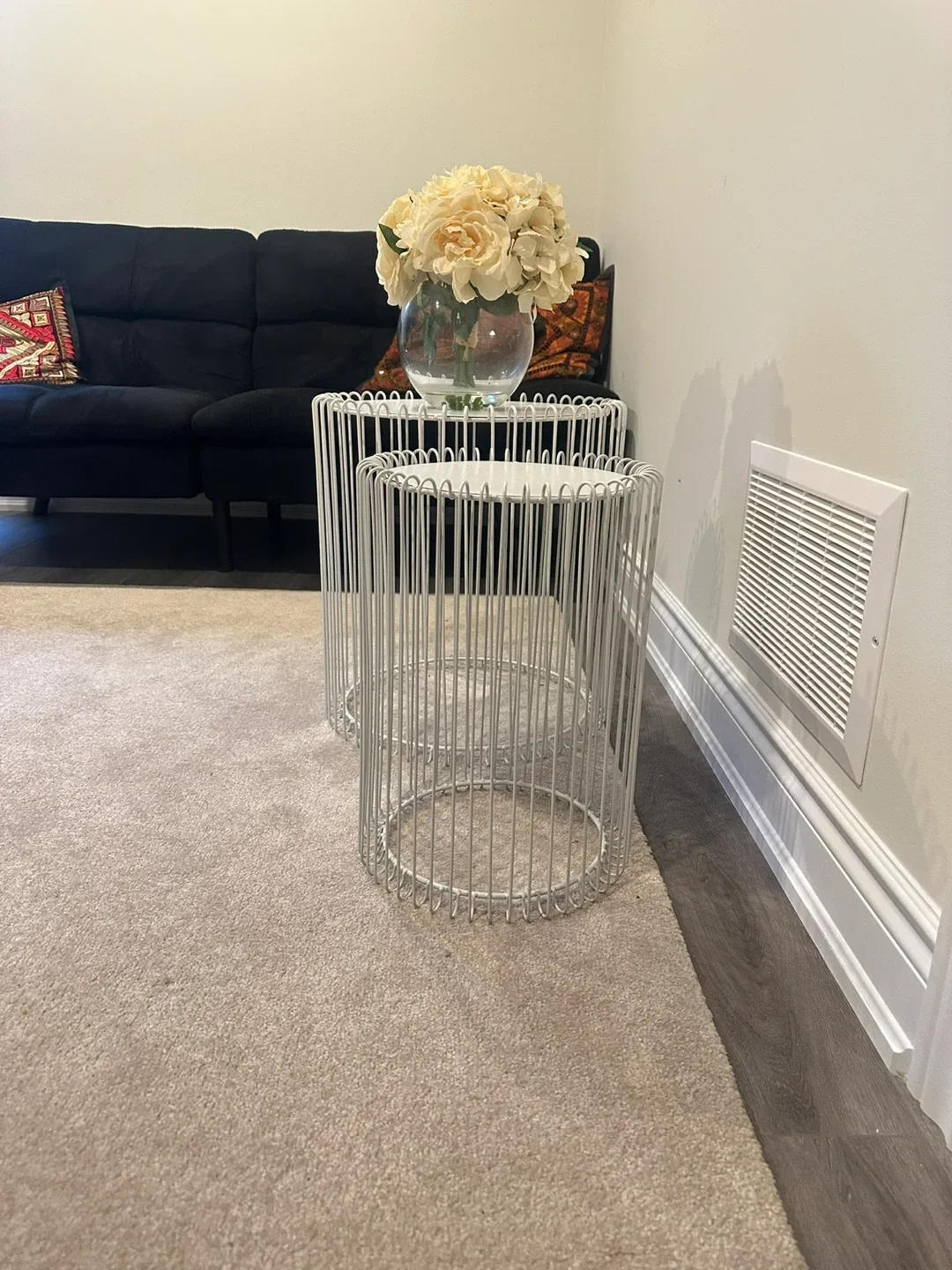 White Metal Wire Side Tables - Set of 2 image indicator(3)