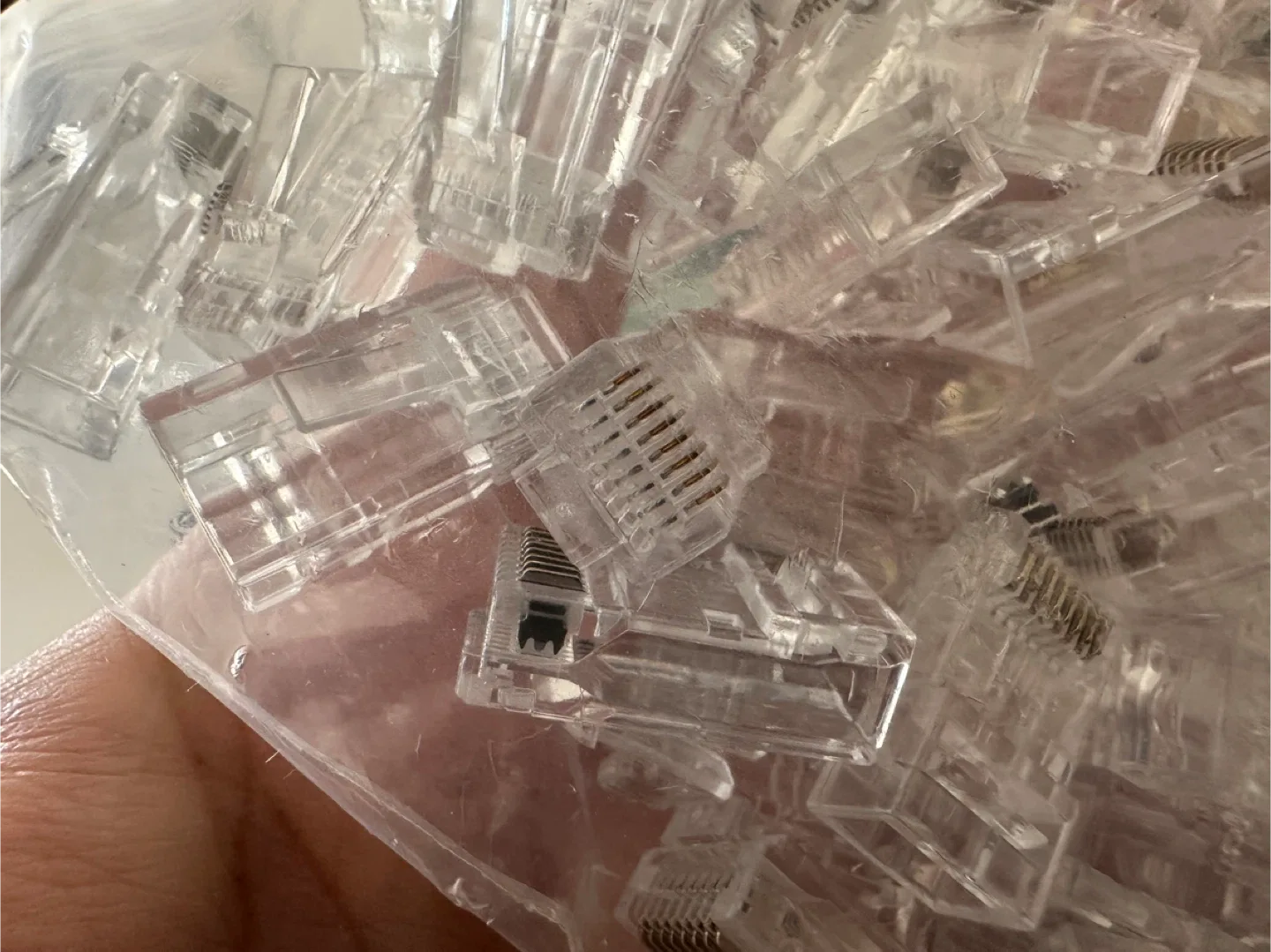 Network Cable Tester Kit with Crimper & Connectors image indicator(2)