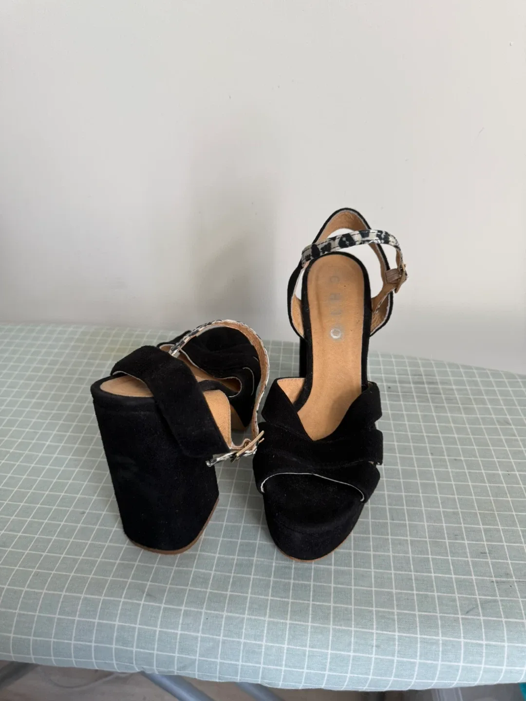 Black Platform Heels - Size 7 image indicator(3)