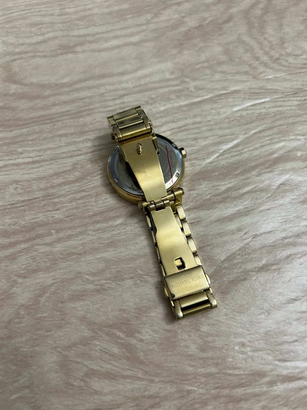 Michael Kors Gold Women's Watch image indicator(3)