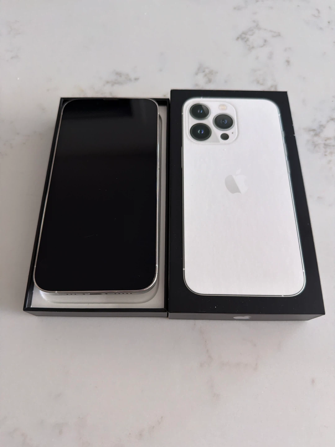 iPhone 13 Pro 256GB Silver Perfect Condition - photo 2