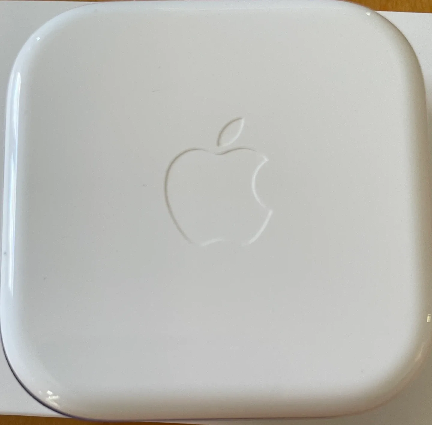 Apple EarPods with 3.5mm Headphone Plug - New image indicator(2)