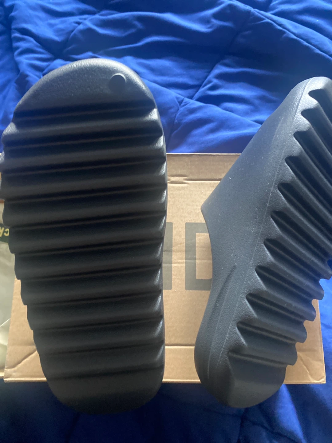 Adidas Yeezy Slide Onyx US 9 - photo 2