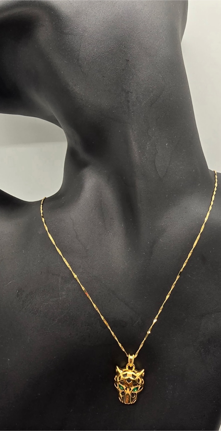 18K Gold Panther Pendant Necklace