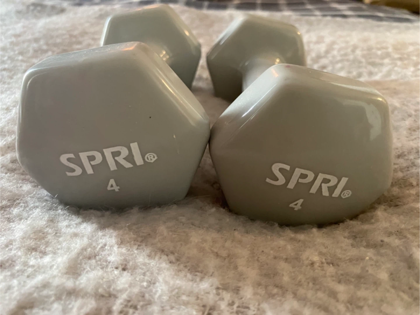 SPRI 4lb Dumbbells - Set of Two - photo 3