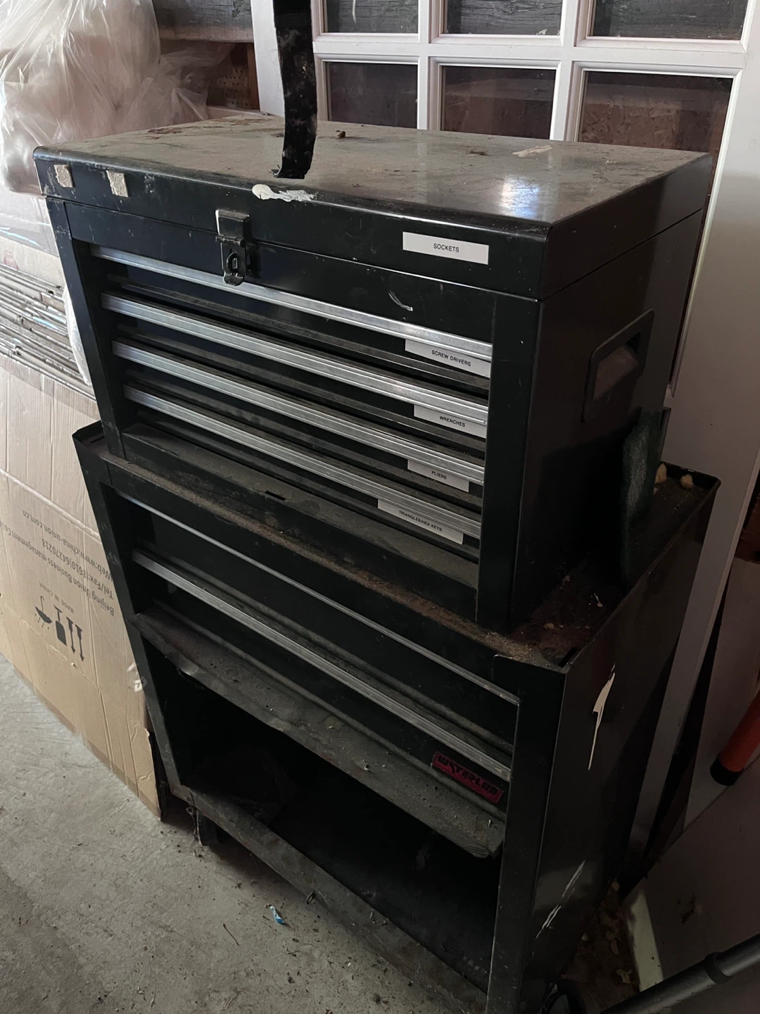 Tool Chest with Bottom Cabinet