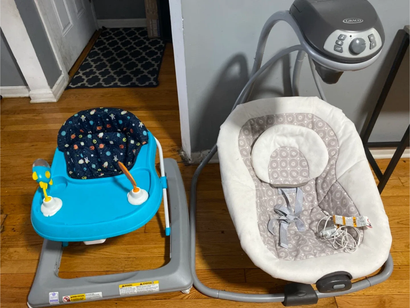 Graco Baby Swing and Walker Combo thumbnail