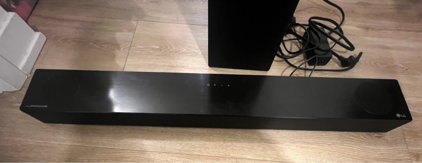 LG SN7Y Wireless Sound Bar with Subwoofer - photo 2