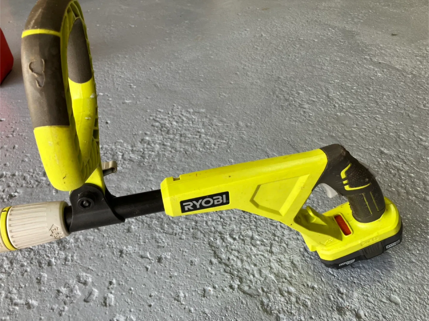 Ryobi 18V Cordless String Trimmer image indicator(3)