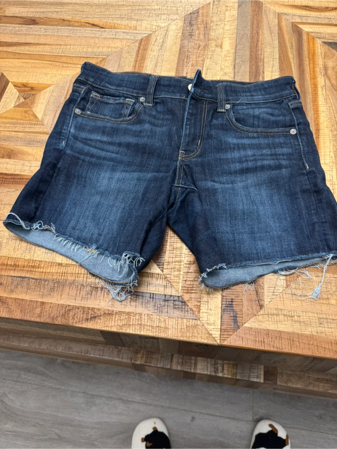 American Eagle Denim Shorts - Size 6 thumbnail
