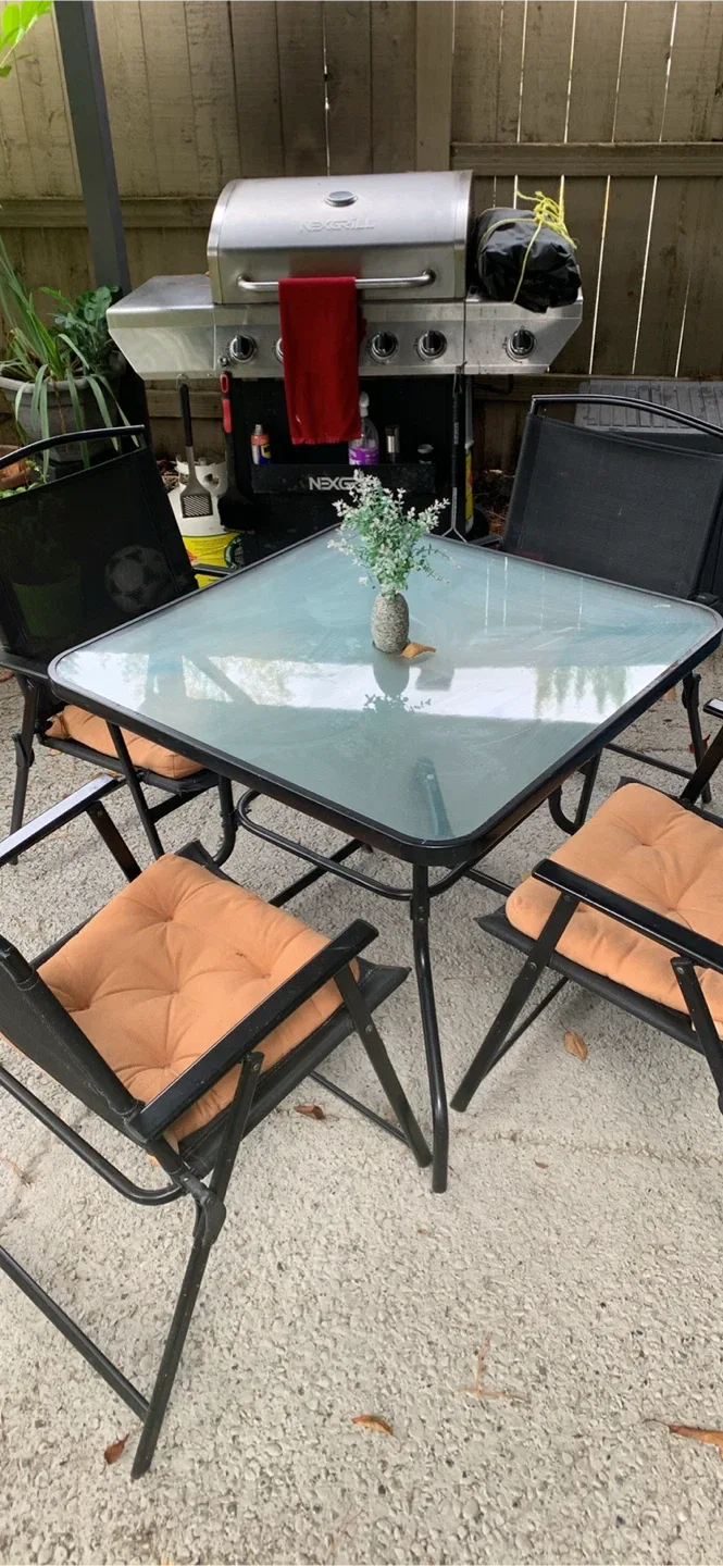 Outdoor Patio Table and Four Chairs image indicator(4)