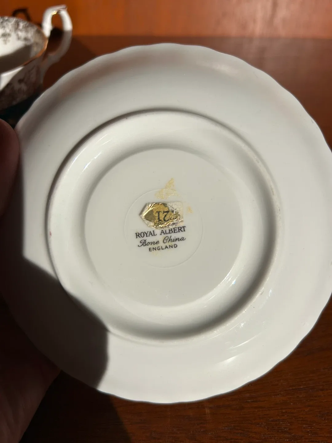 Vintage Royal Albert Teacup and Saucer Set image indicator(6)