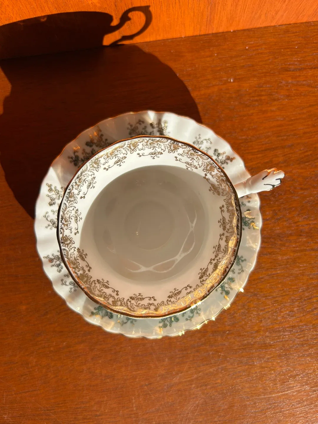 Vintage Royal Albert Teacup and Saucer Set image indicator(4)
