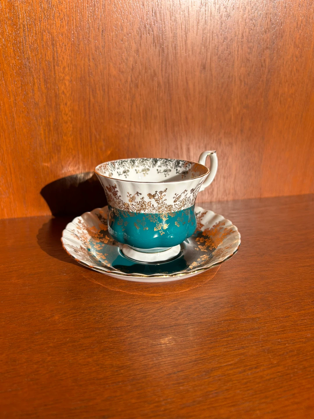 Vintage Royal Albert Teacup and Saucer Set