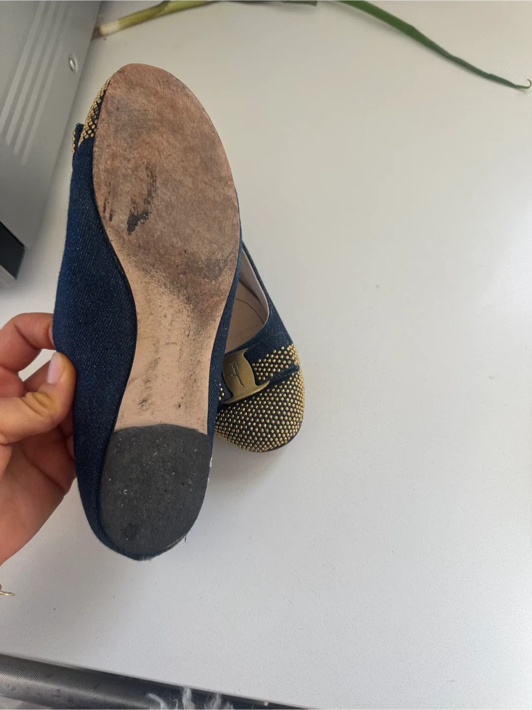 Salvatore Ferragamo Denim Ballet Flats Size 6.5 image indicator(3)