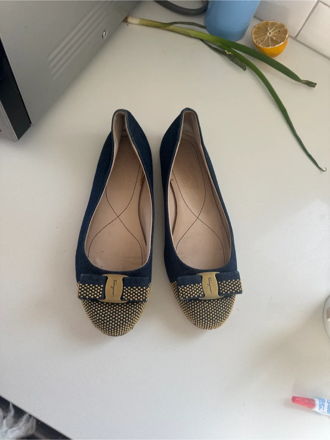 Salvatore Ferragamo Denim Ballet Flats Size 6.5 image indicator(2)