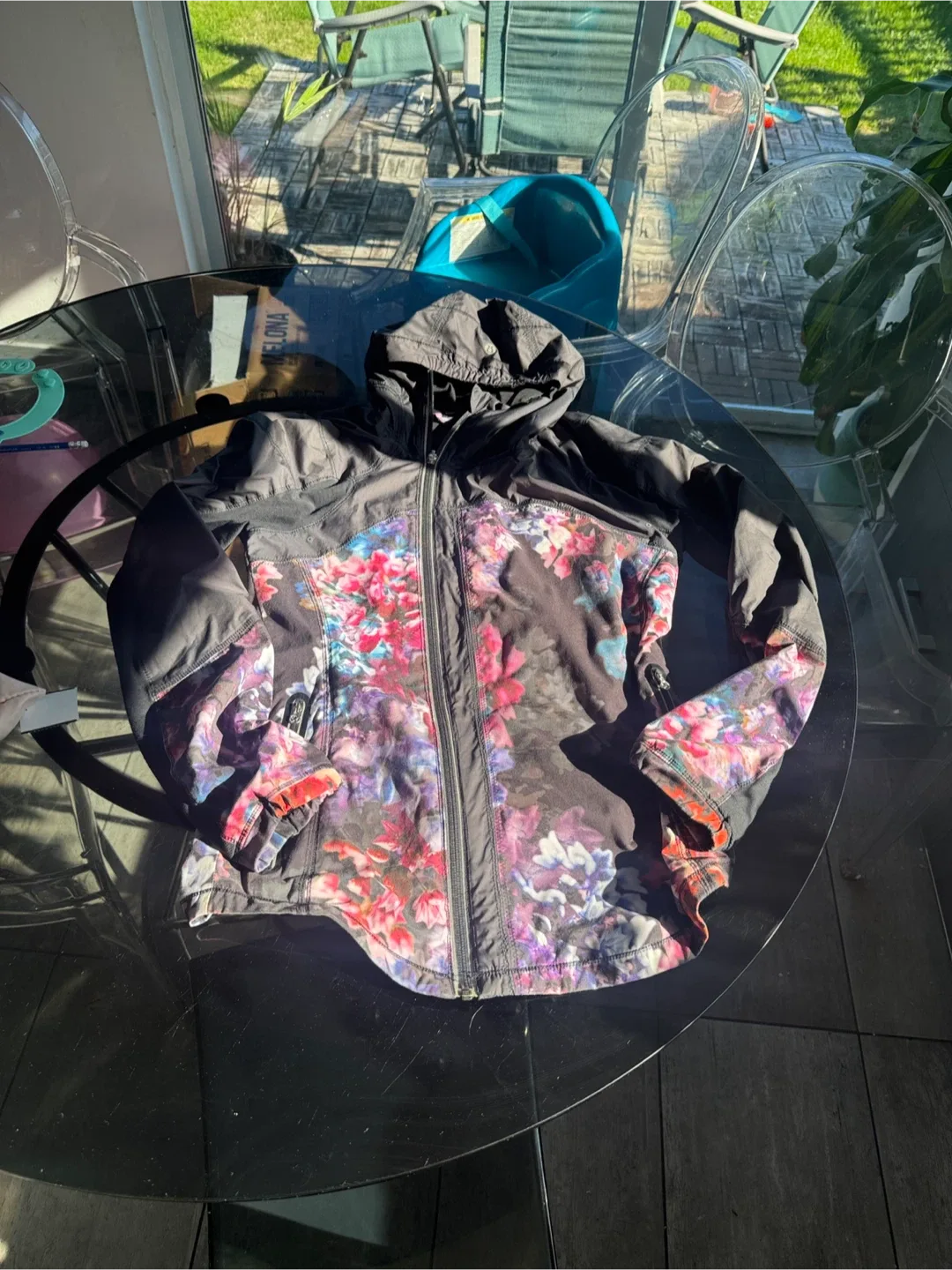 Lululemon Floral Print Running Jacket image indicator(8)