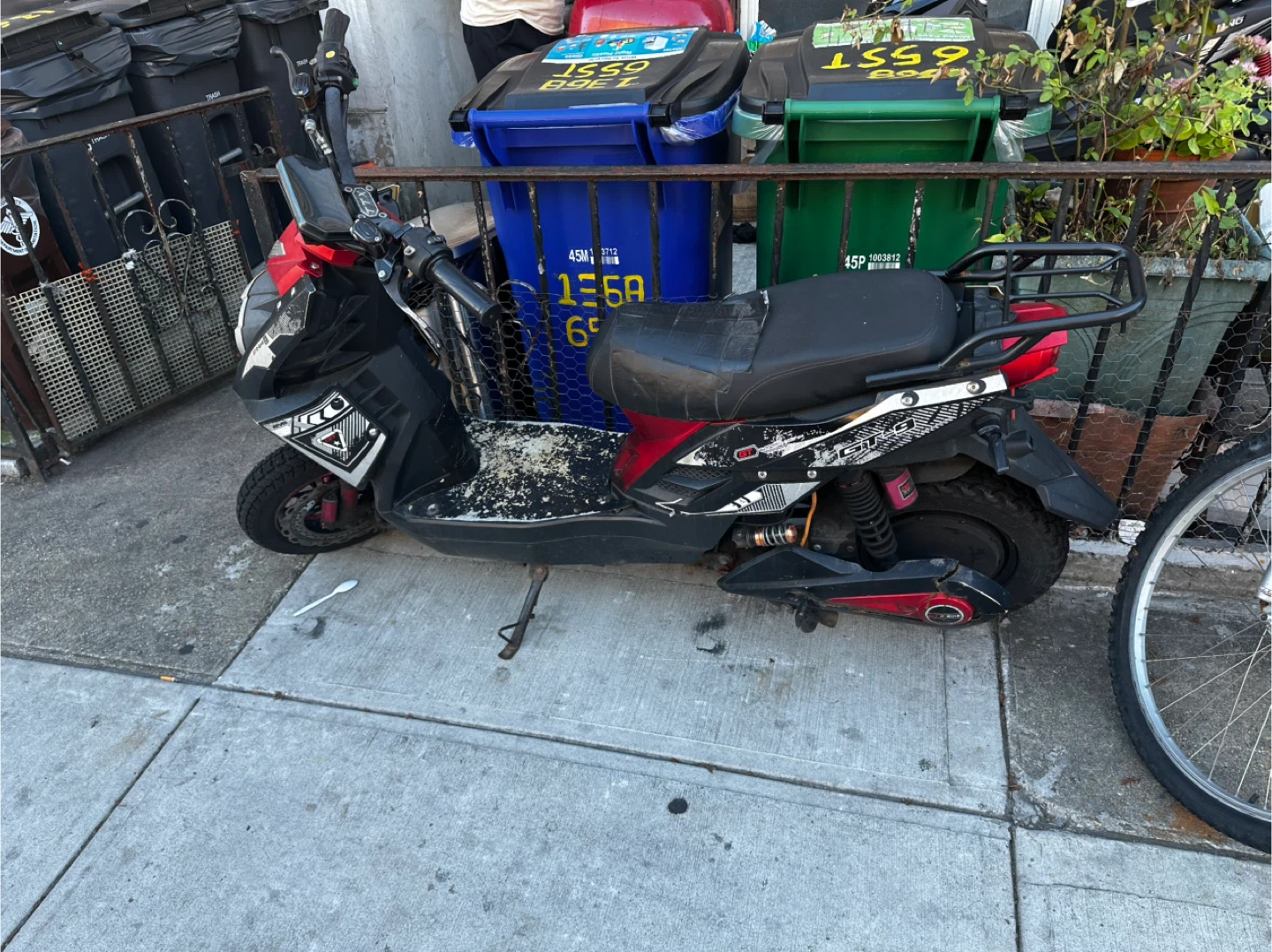 Used Black/Red Electric Scooter