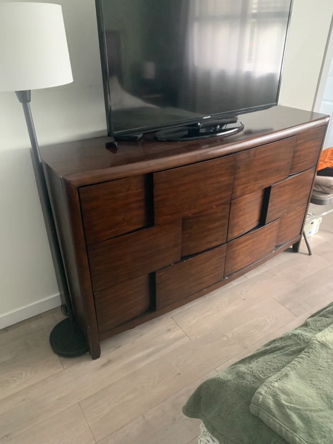 Bedroom Furniture Set image indicator(3)