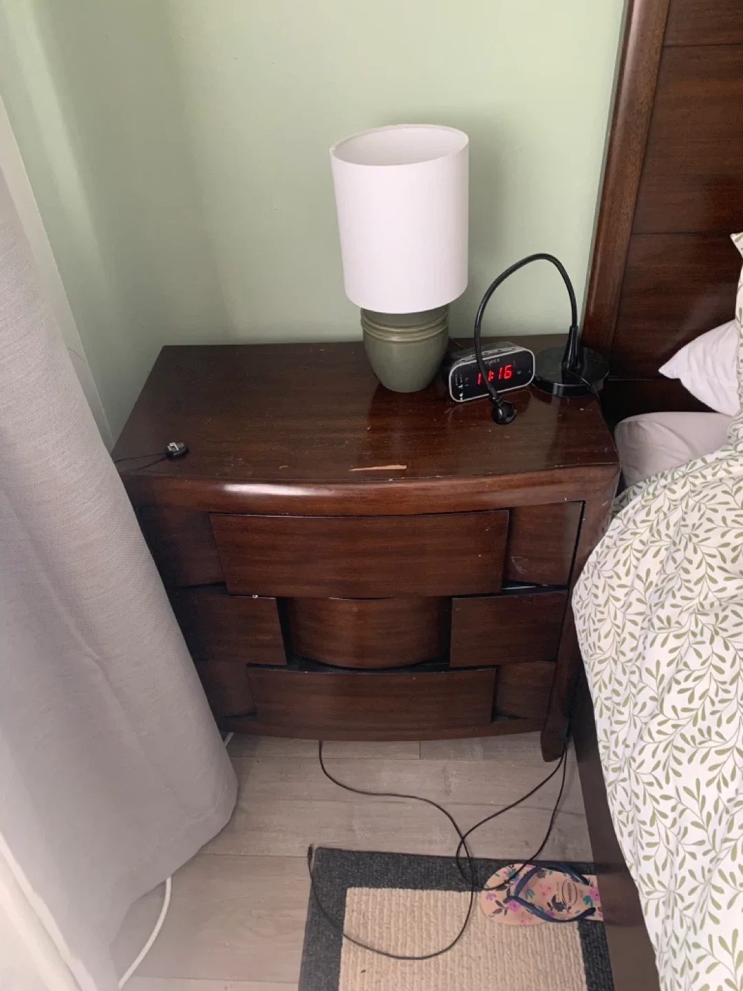 Bedroom Furniture Set image indicator(2)