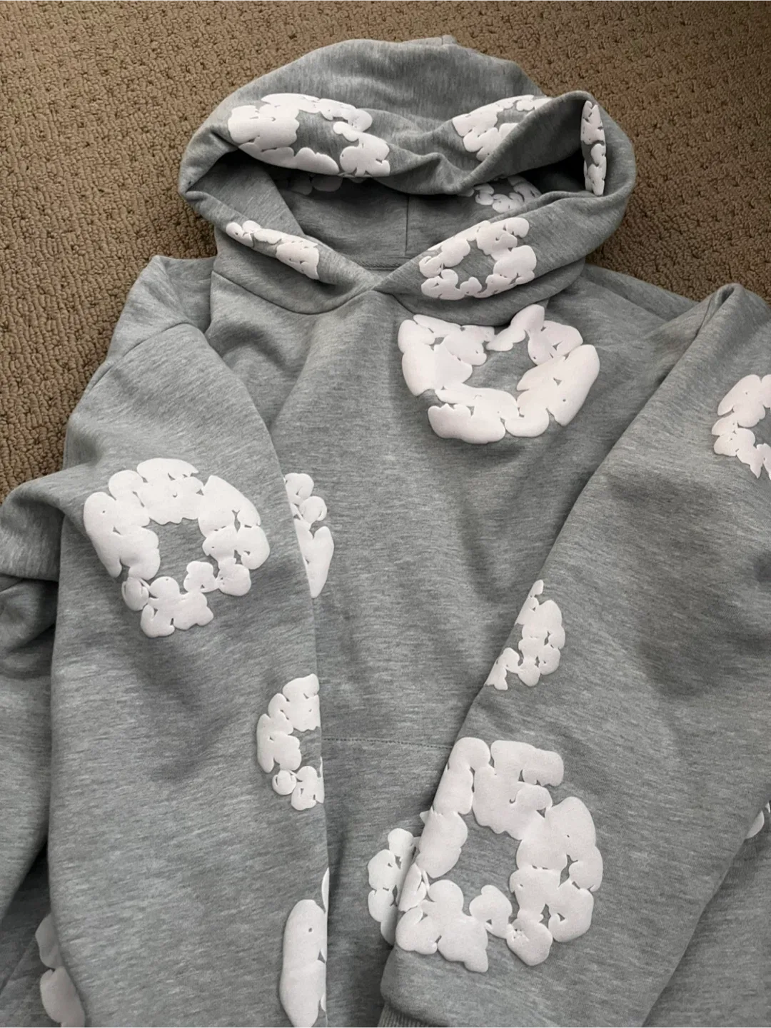 Essentials and deniem tears hoodies image indicator(3)