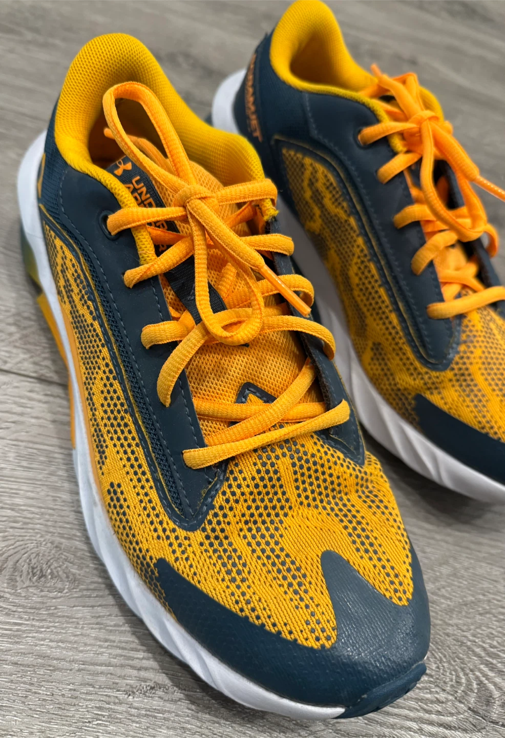 Under Armour Scramjet 4 Running Shoes - photo 3