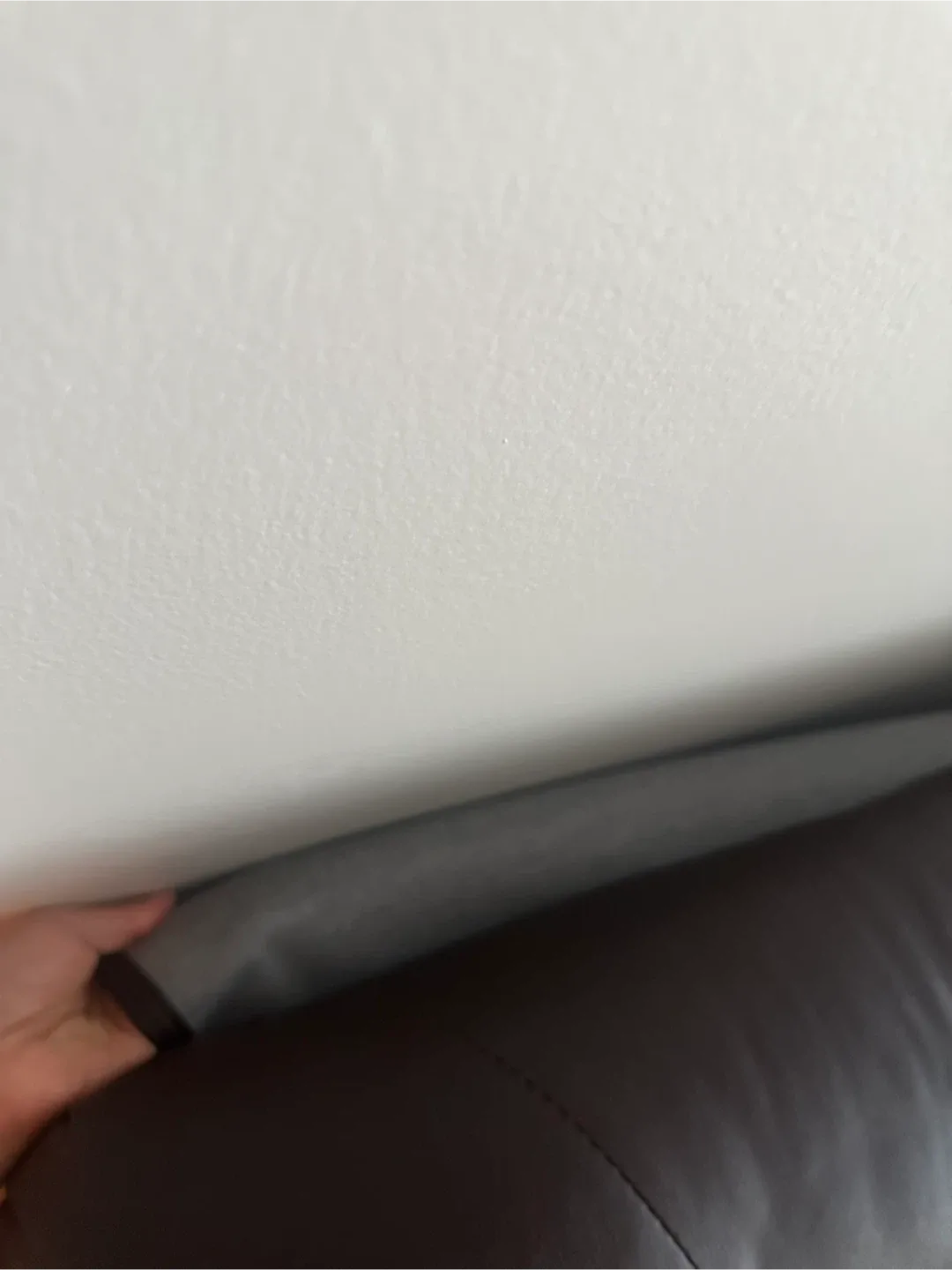 La-Z-Boy Brown Leather Reclining Loveseat image indicator(5)