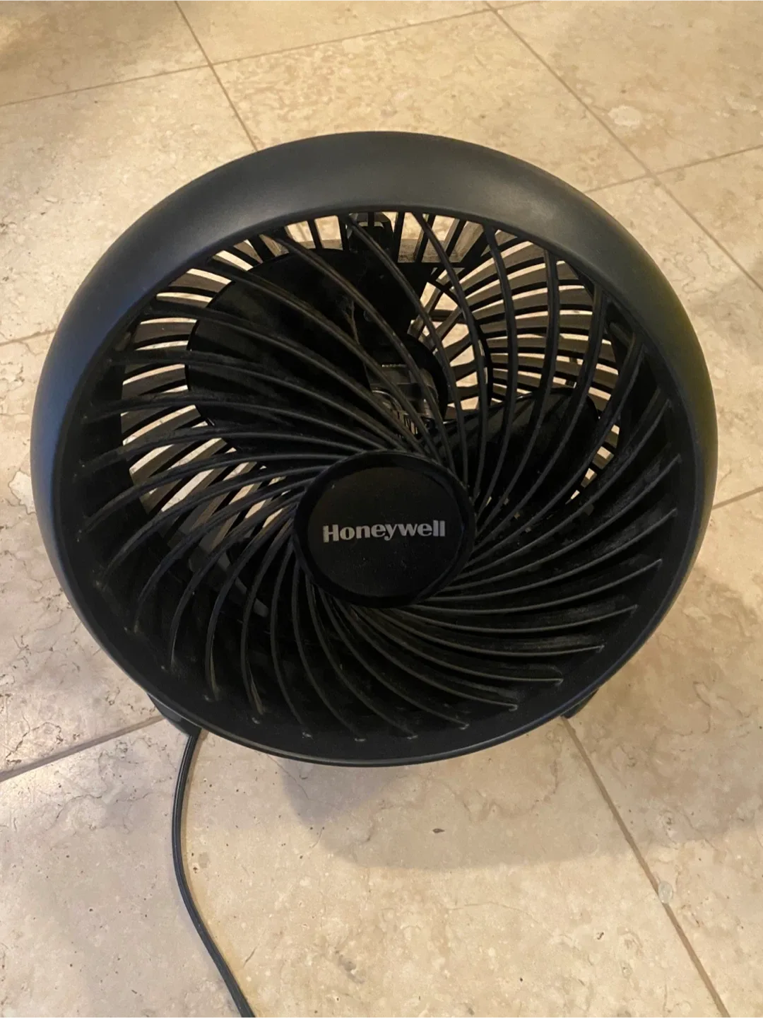 Honeywell  Air Circulator Fan - Black image indicator(2)