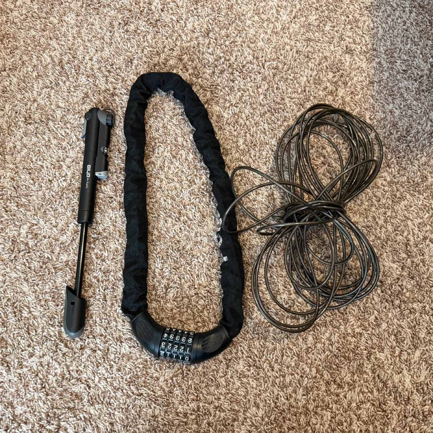 GIYO Mini Pump & Chain Bike Lock and wire 🥕 thumbnail