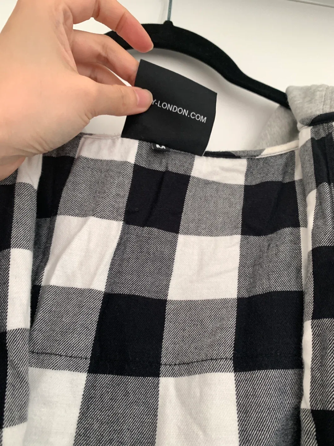 Boy London Black & White Checkered Hoodie Flannel - Size M image indicator(2)