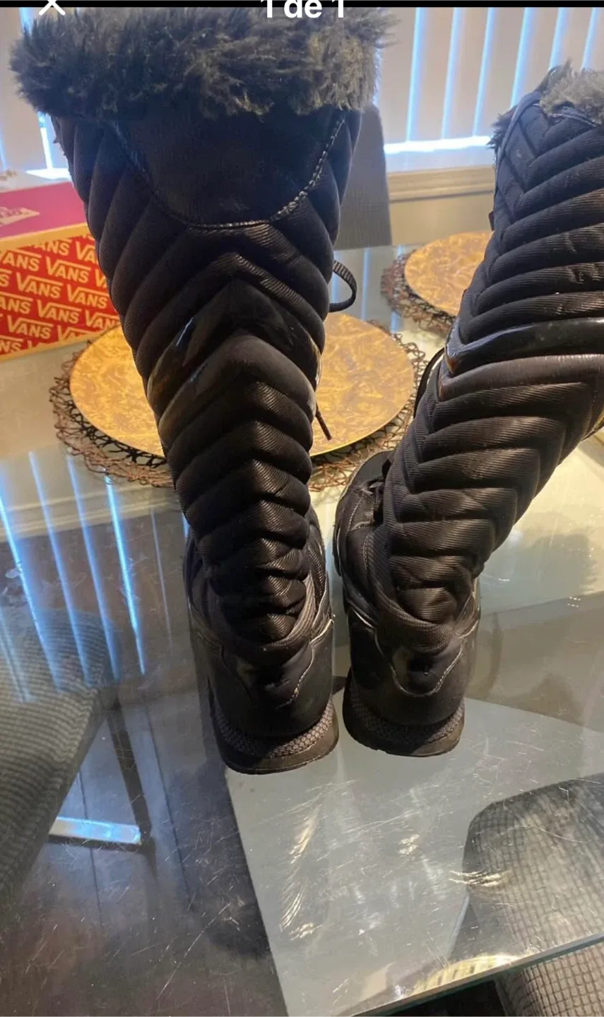 Cougar Women's Winter Boots, Size 8 image indicator(2)