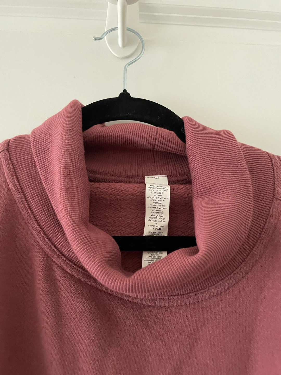 Alo Funnel Neck Pullover - Size Small - photo 3