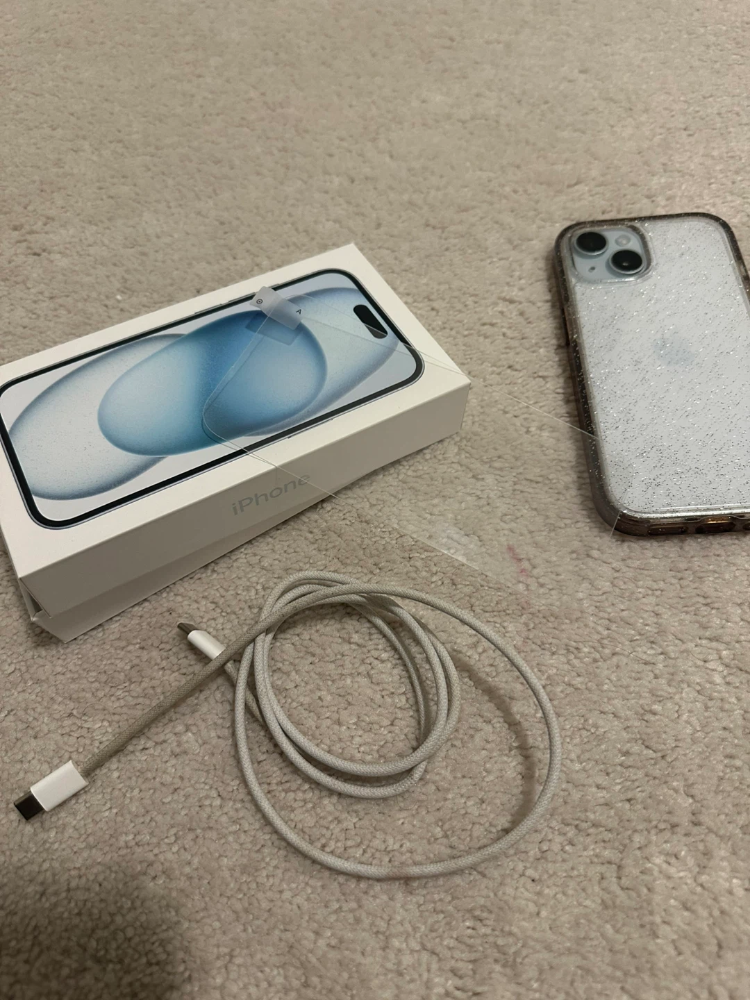 iPhone 15 128gb - Excellent Condition - photo 2