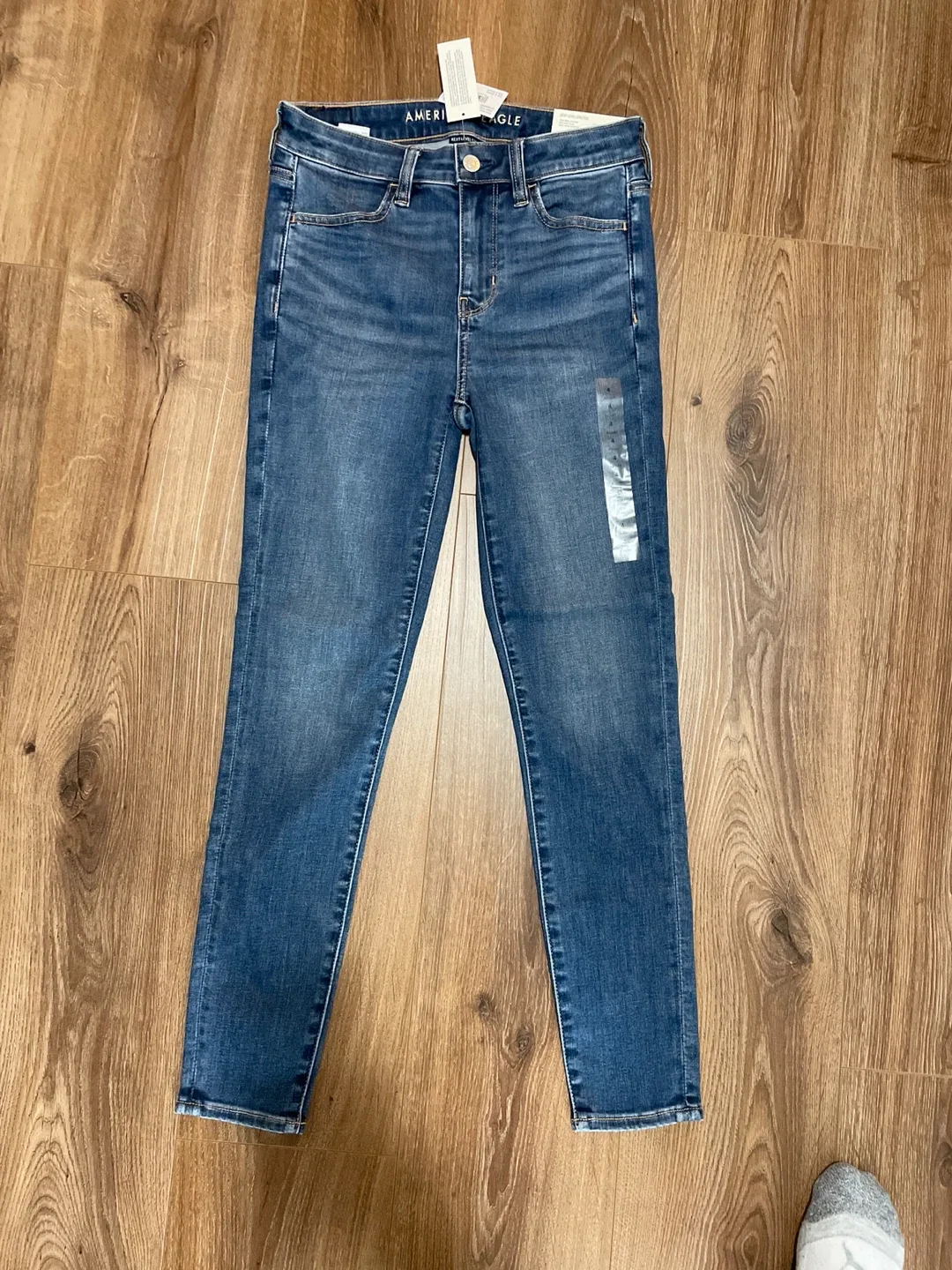 American Eagle Next Level Stretch Jegging - Size 4 thumbnail
