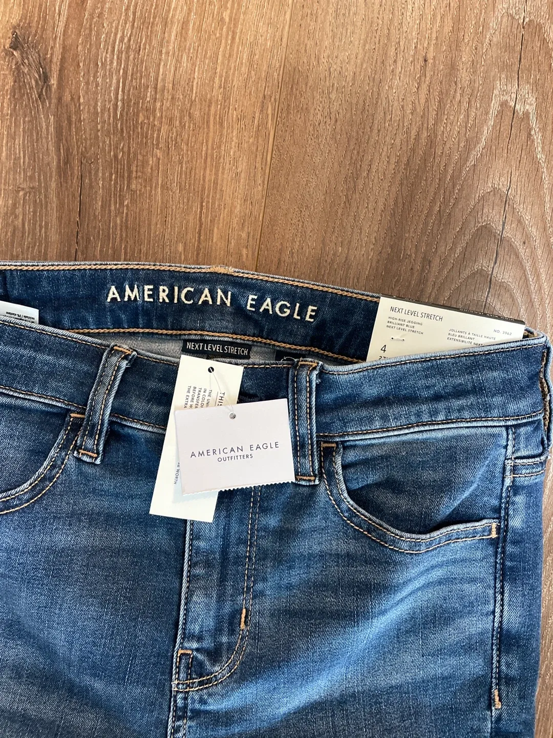 American Eagle Next Level Stretch Jegging - Size 4 image indicator(2)