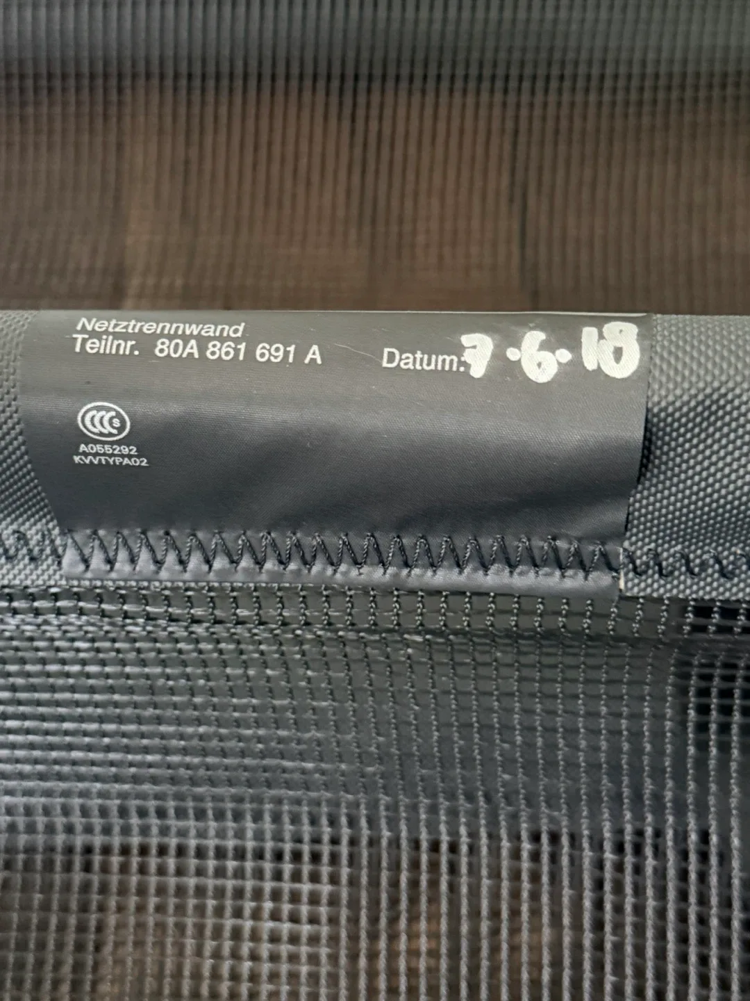 Audi 80A.863.553.A 94H Cargo Cover - Black image indicator(2)