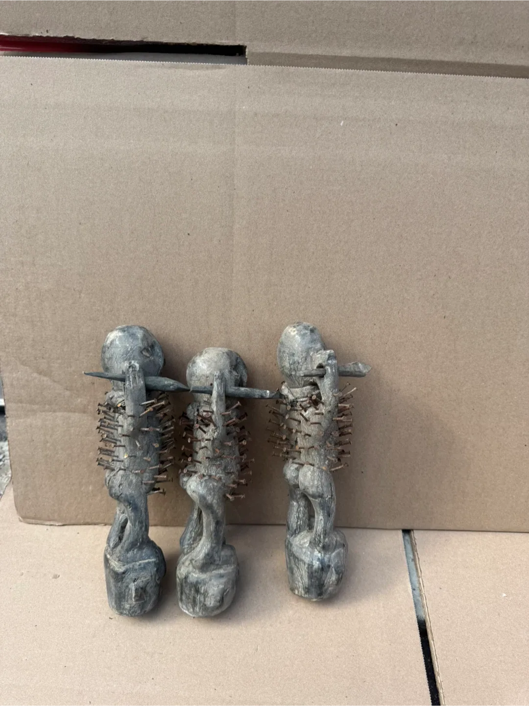 African Masks image indicator(2)