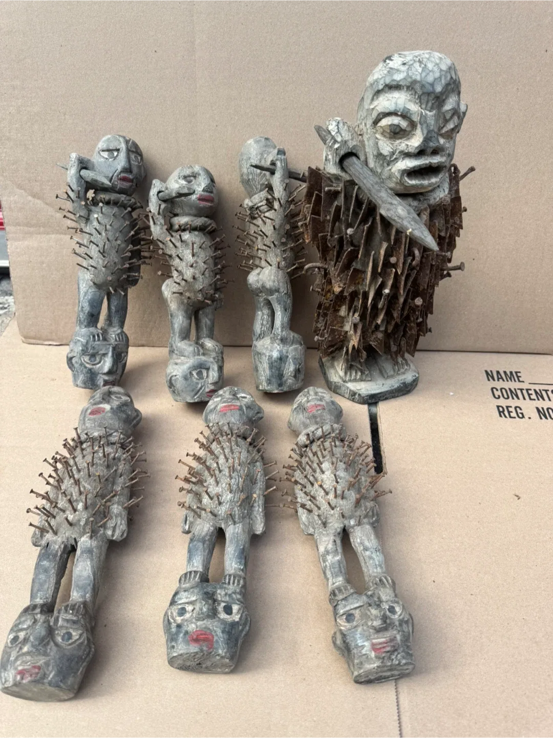 African Masks image indicator(9)