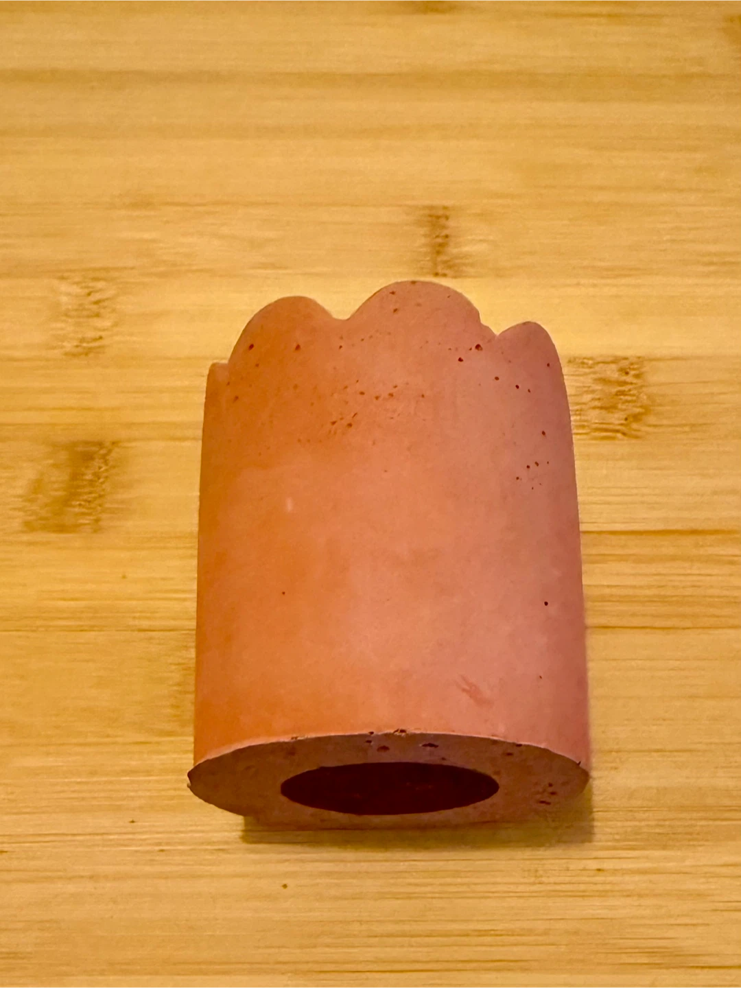 Scalloped Edge Concrete Match Holder / Planter - photo 4