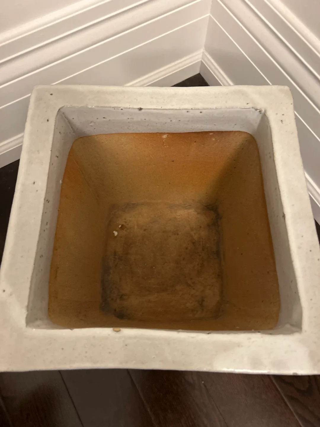 Square White Stone Planter image indicator(2)