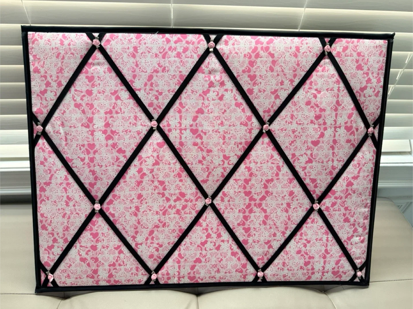 Pink & Black Ribbon bulletin  Memo Board thumbnail