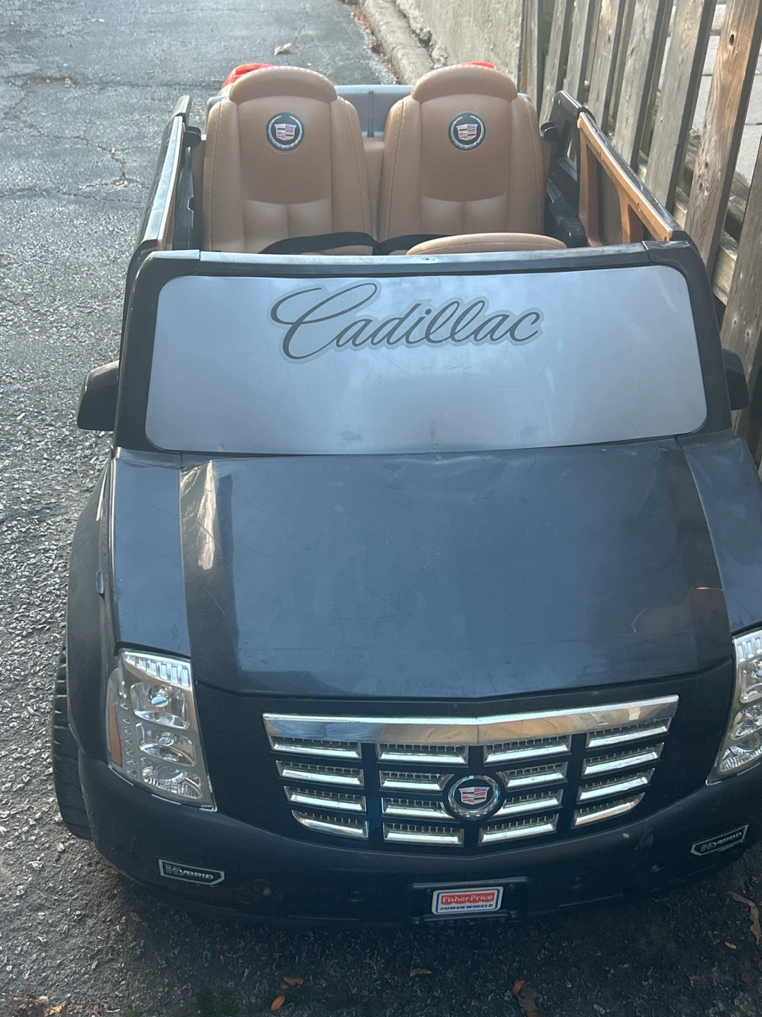 Cadillac Escalade EXT Ride-On Car