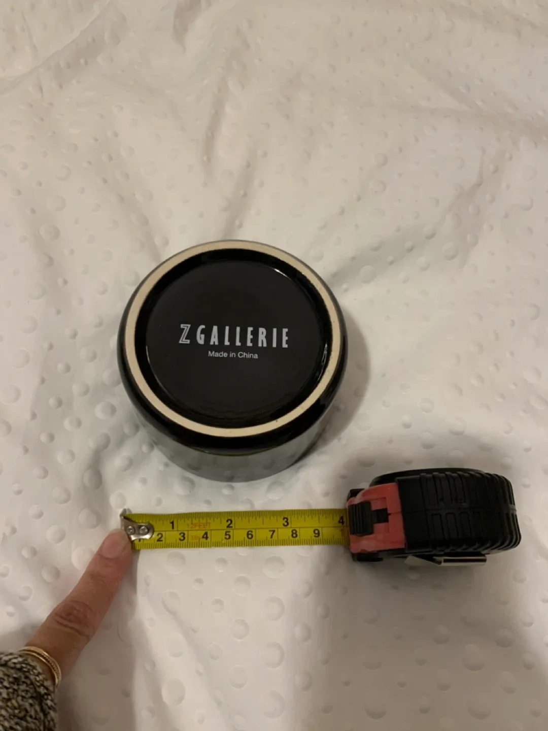 2–Z Gallerie Black Ceramic Containers image indicator(3)