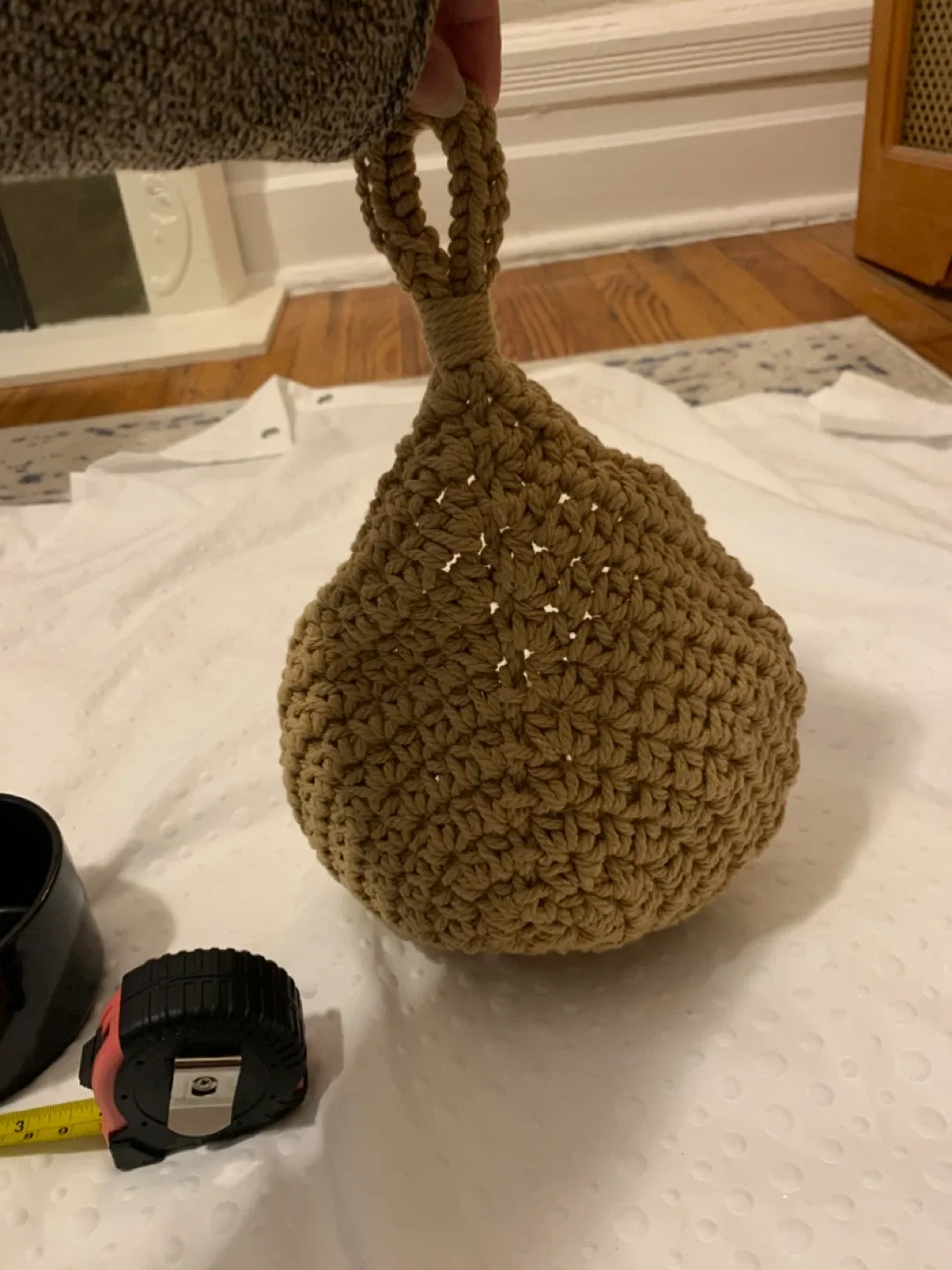 Handmade Crochet Hanging Basket image indicator(3)