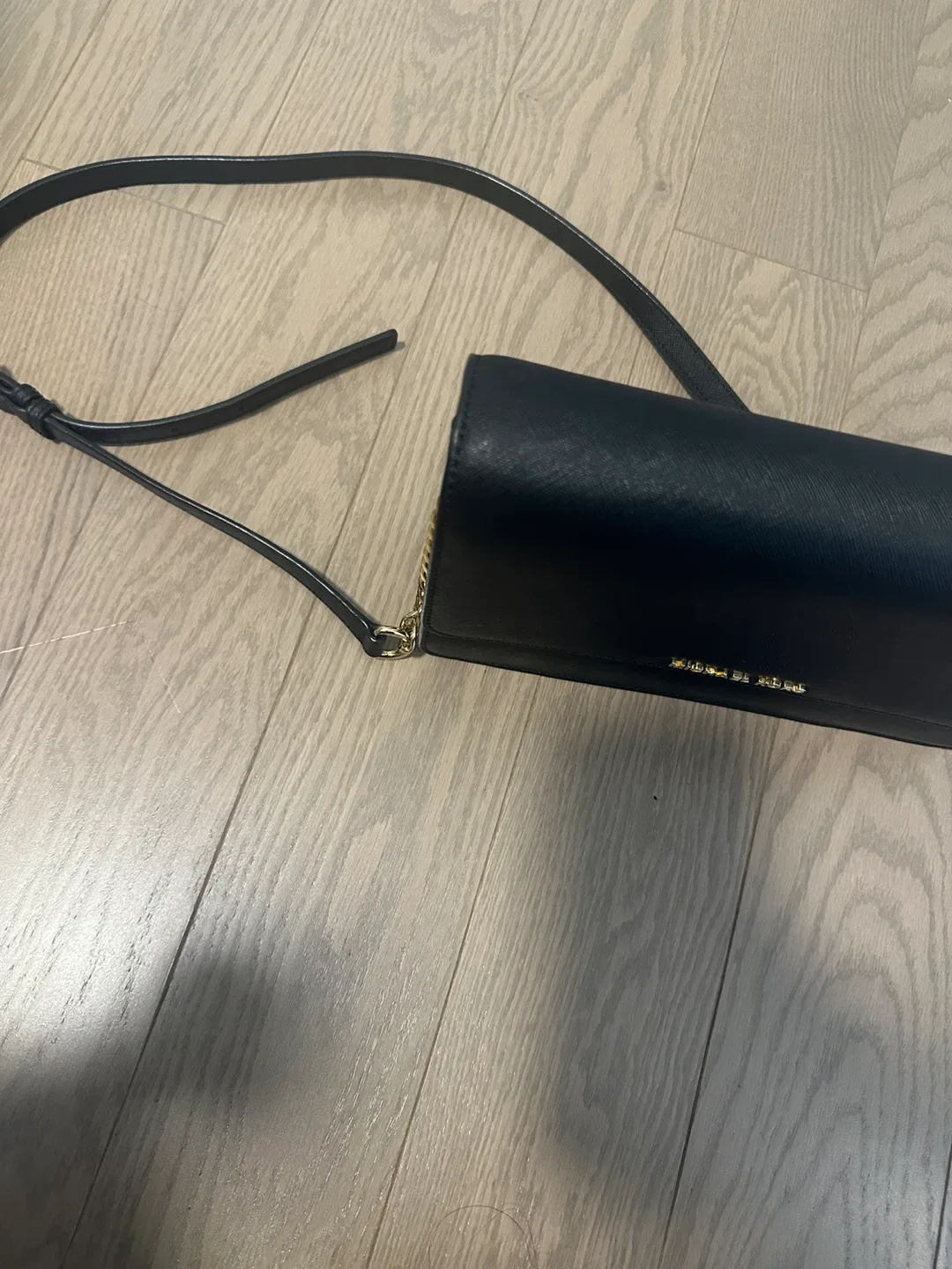 Michael Kors Black Crossbody Bag image indicator(2)