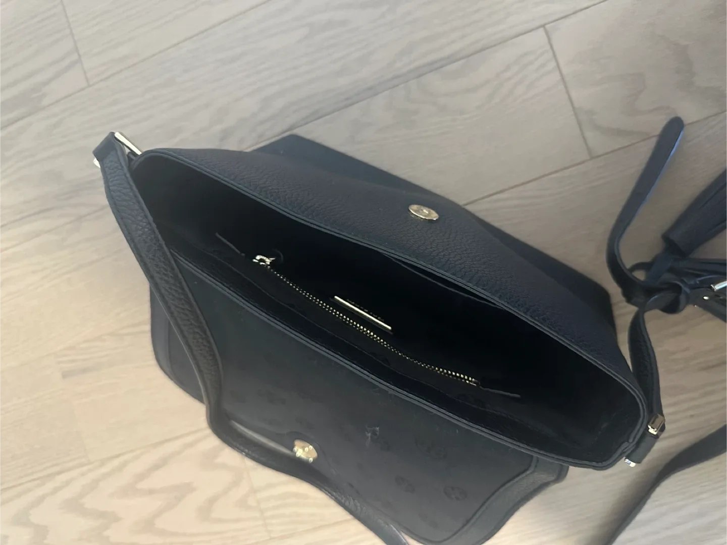 Tory Burch Black Crossbody Bag thumbnail