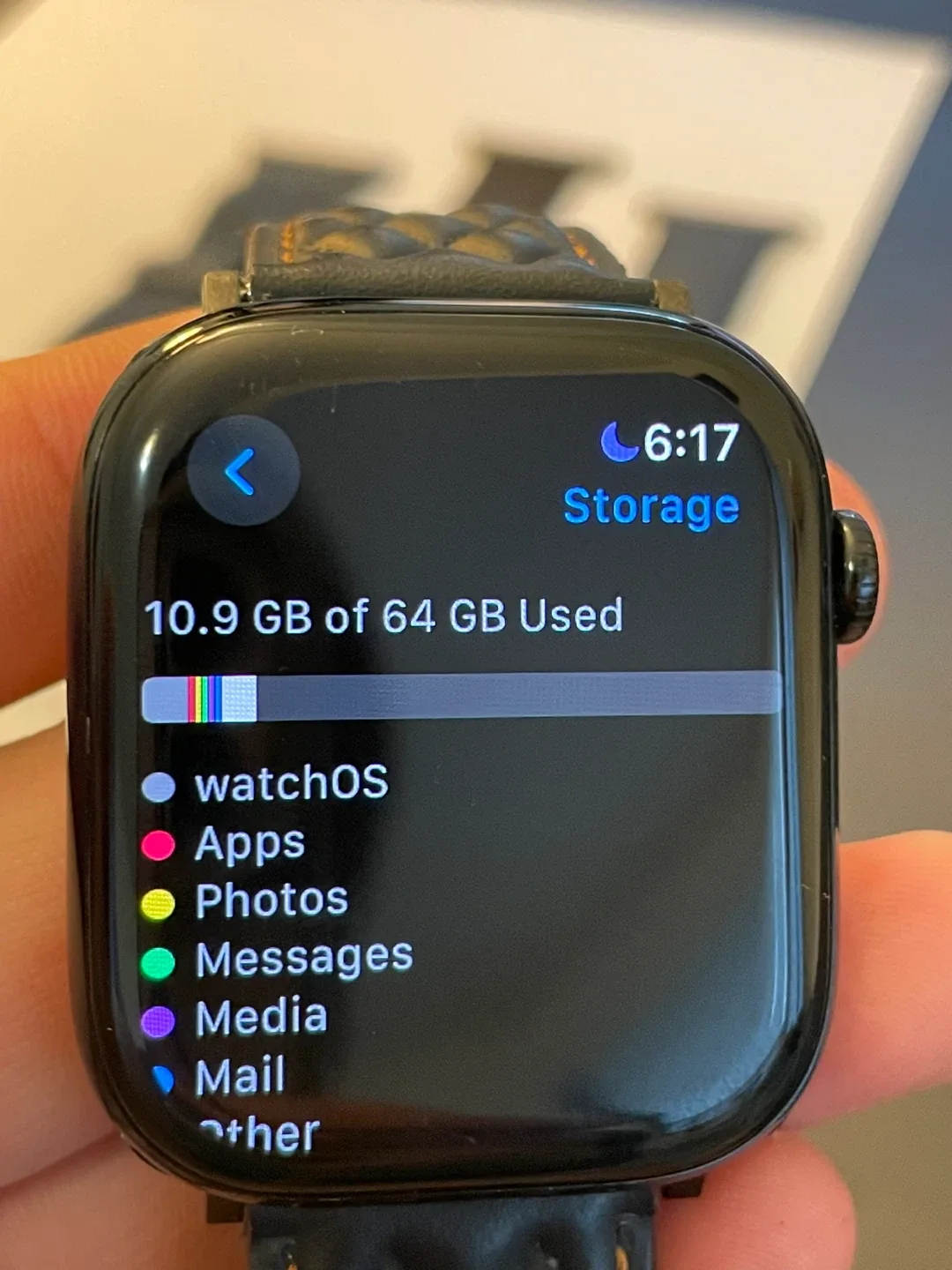 Apple Watch 10 gps black with Extra Bands image indicator(4)